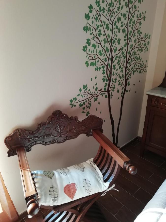Cit Ni Bed & Breakfast Bosia Bagian luar foto