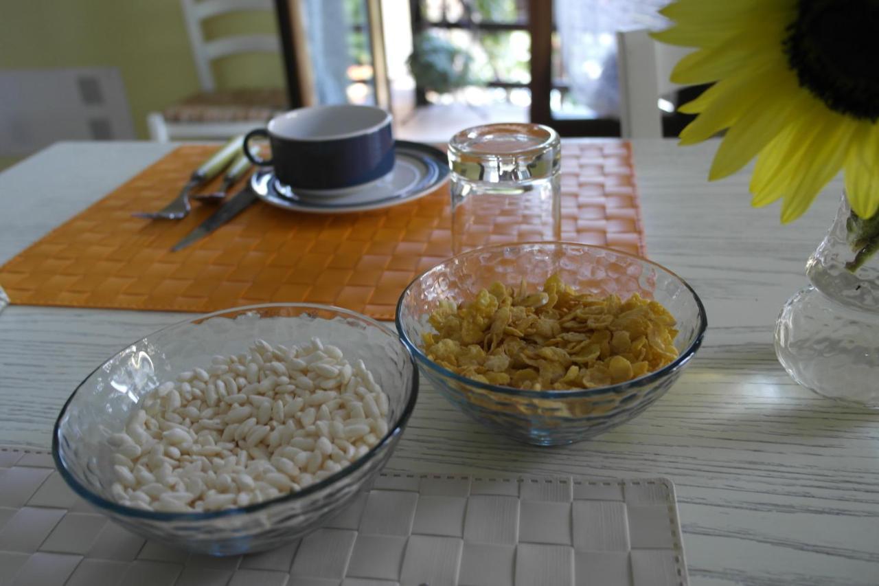 Cit Ni Bed & Breakfast Bosia Bagian luar foto