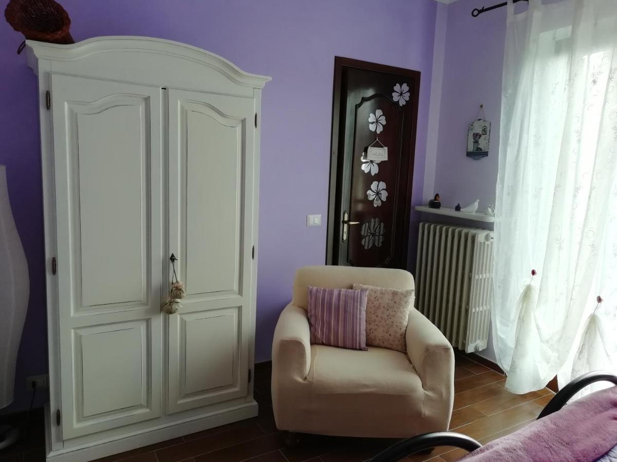 Cit Ni Bed & Breakfast Bosia Bagian luar foto