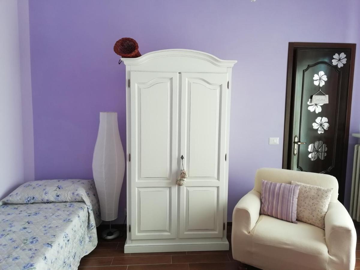 Cit Ni Bed & Breakfast Bosia Bagian luar foto