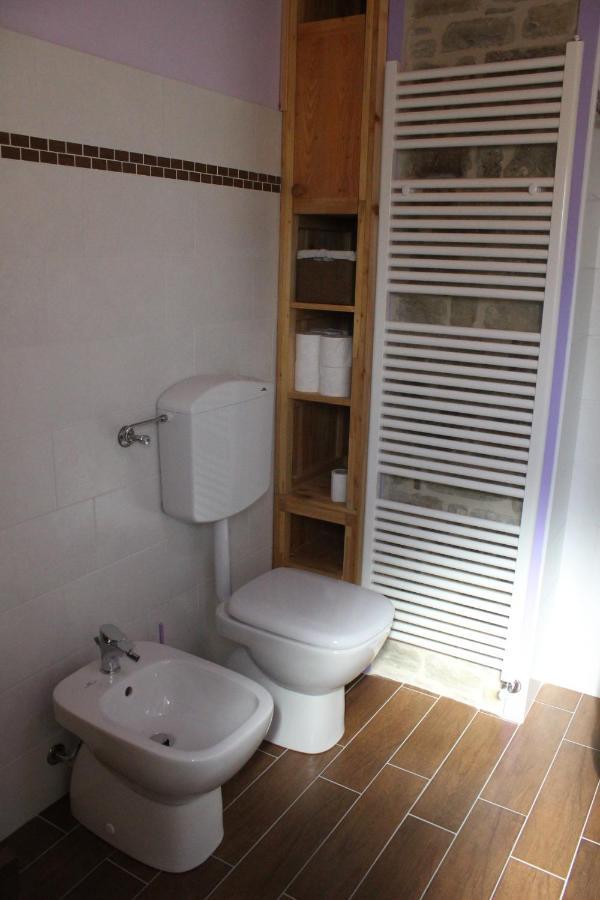 Cit Ni Bed & Breakfast Bosia Bagian luar foto